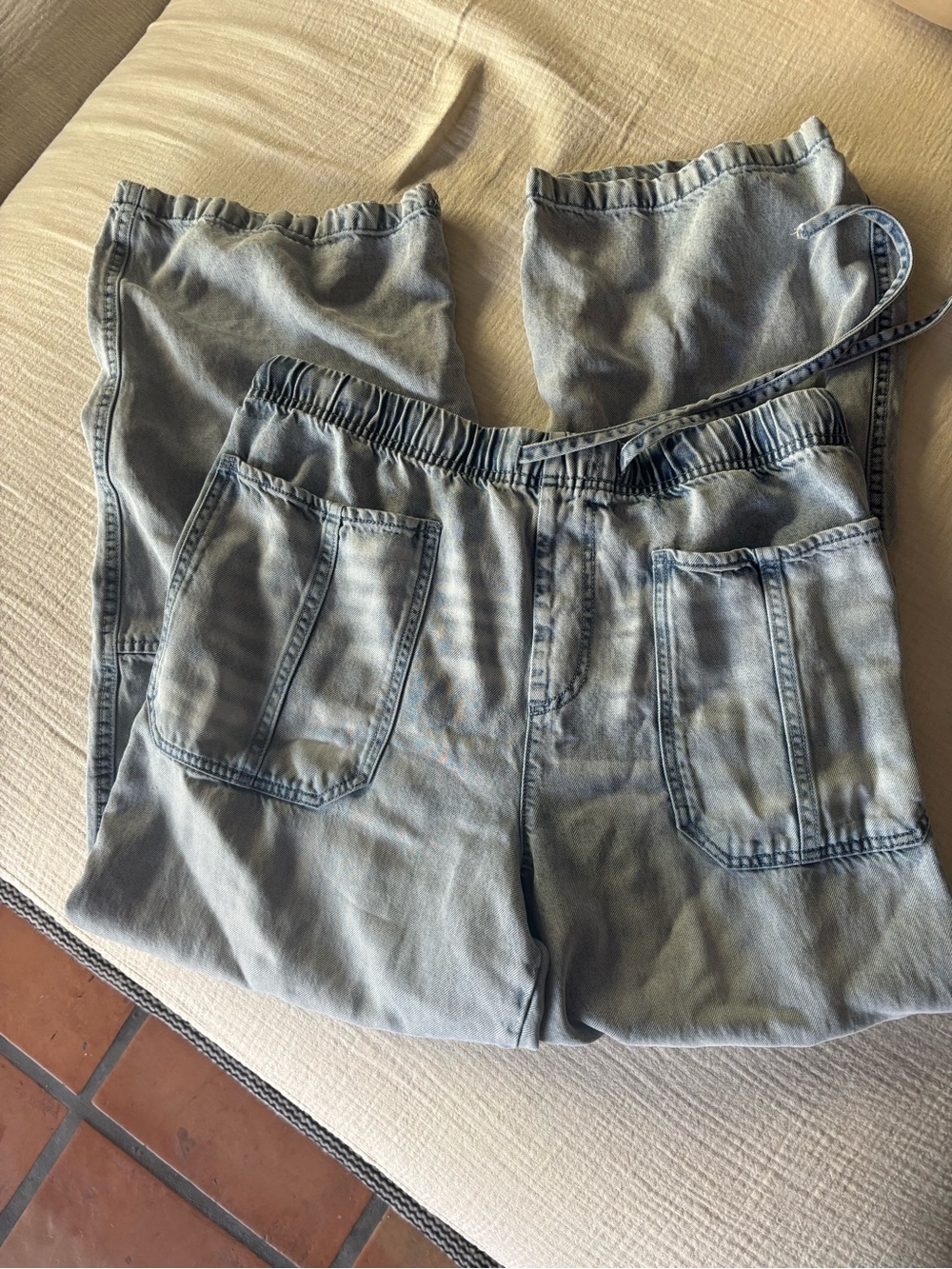 Splendid Lounge Denim straight pants: light wash drawstring size small - Picture 7 of 8